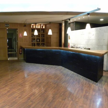 Hostal Las Fuentes Arevalo Exterior photo