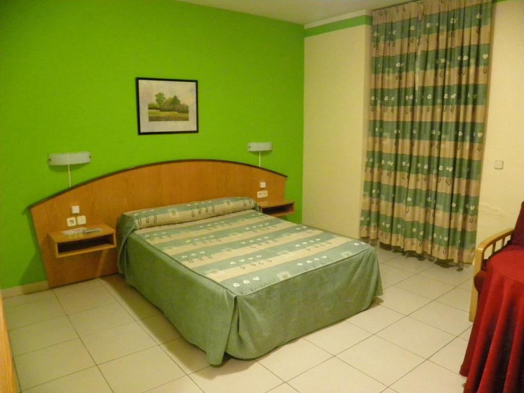 Hostal Las Fuentes Arevalo Exterior photo